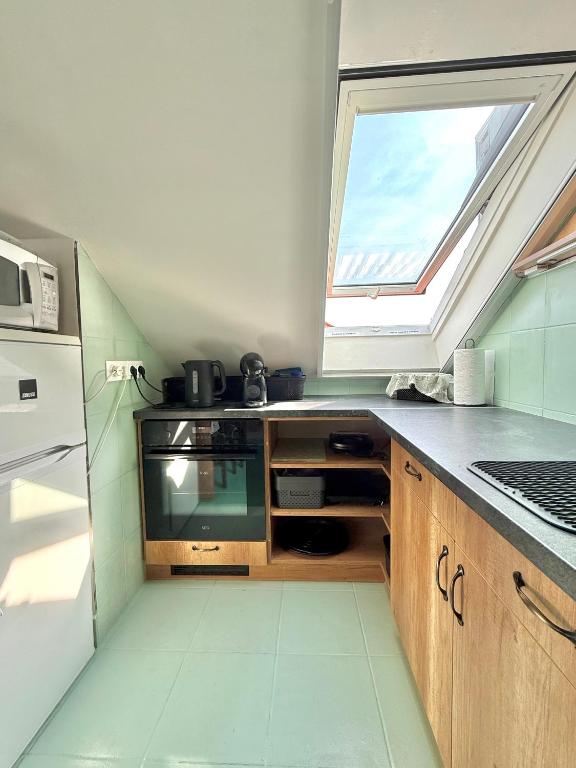 Sunset Gardony Apartman